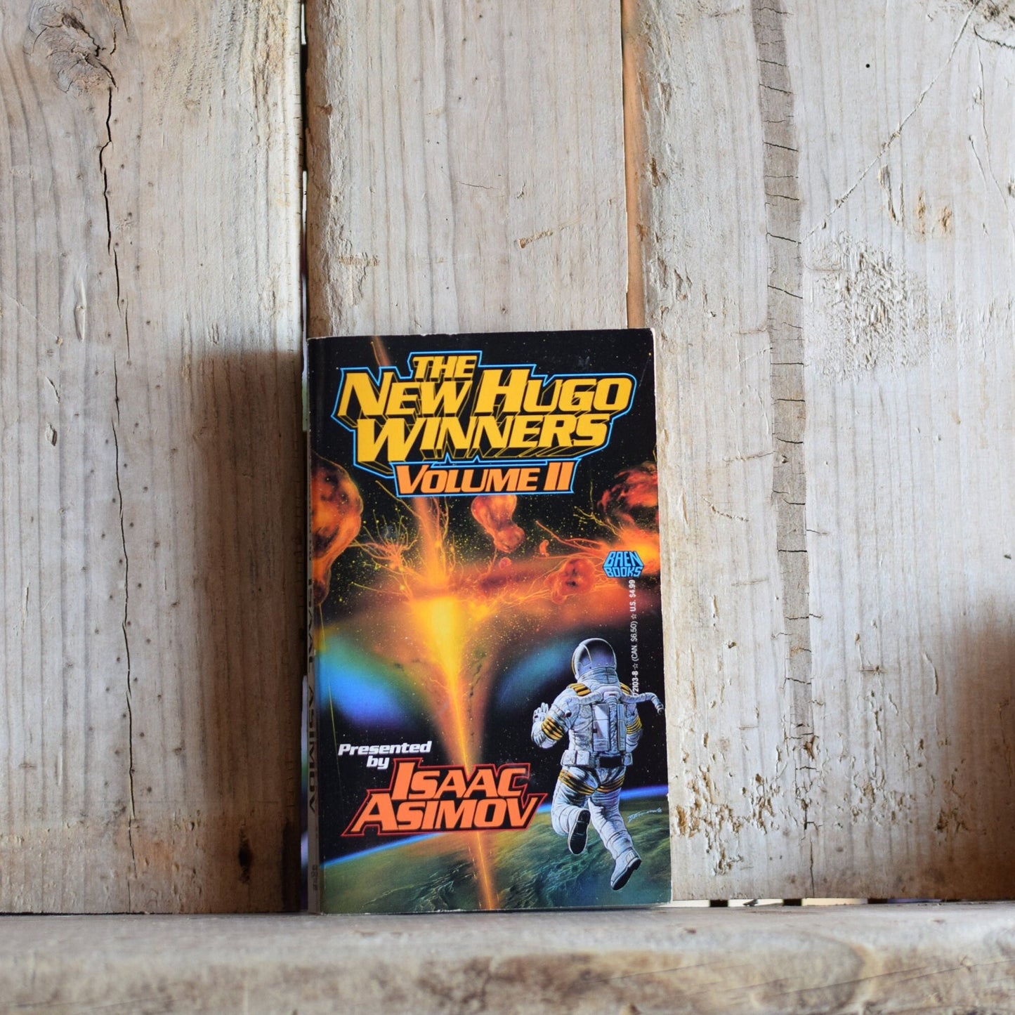 Vintage Sci-Fi Paperback Novel: Isaac Asimov Presents - The New Hugo Winners Volume 2 FIRST PRINTING