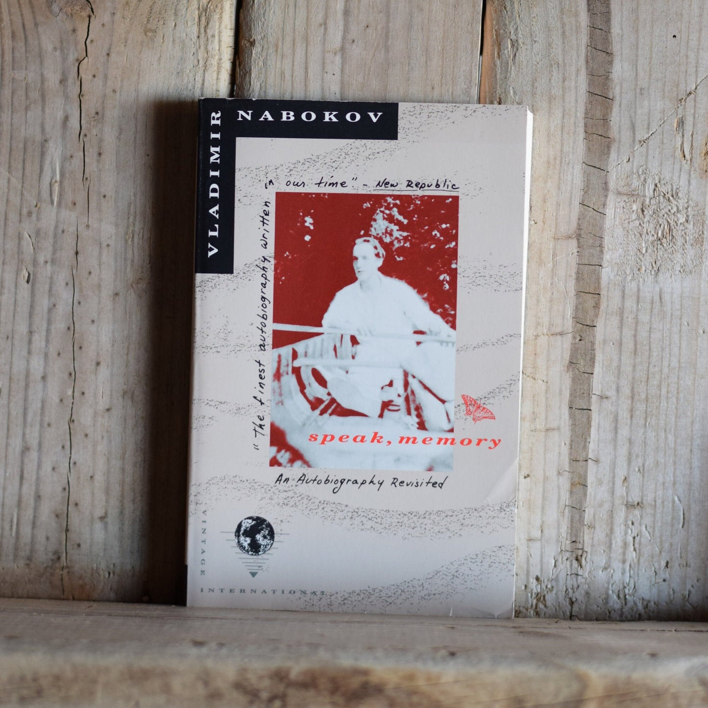 Vintage Fiction Paperback Novel: Vladimir Nabokov - Speak, Memory FIRST EDITION