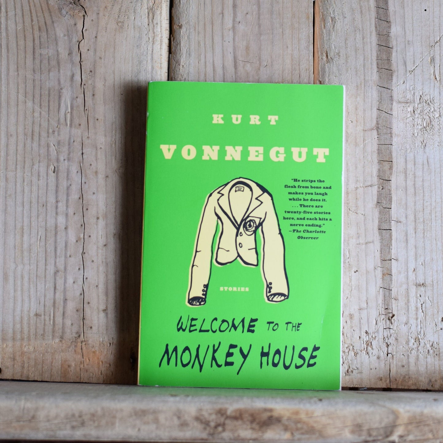 Vintage Fiction Paperback Novel: Kurt Vonnegut Jr. - Welcome to the Monkey House