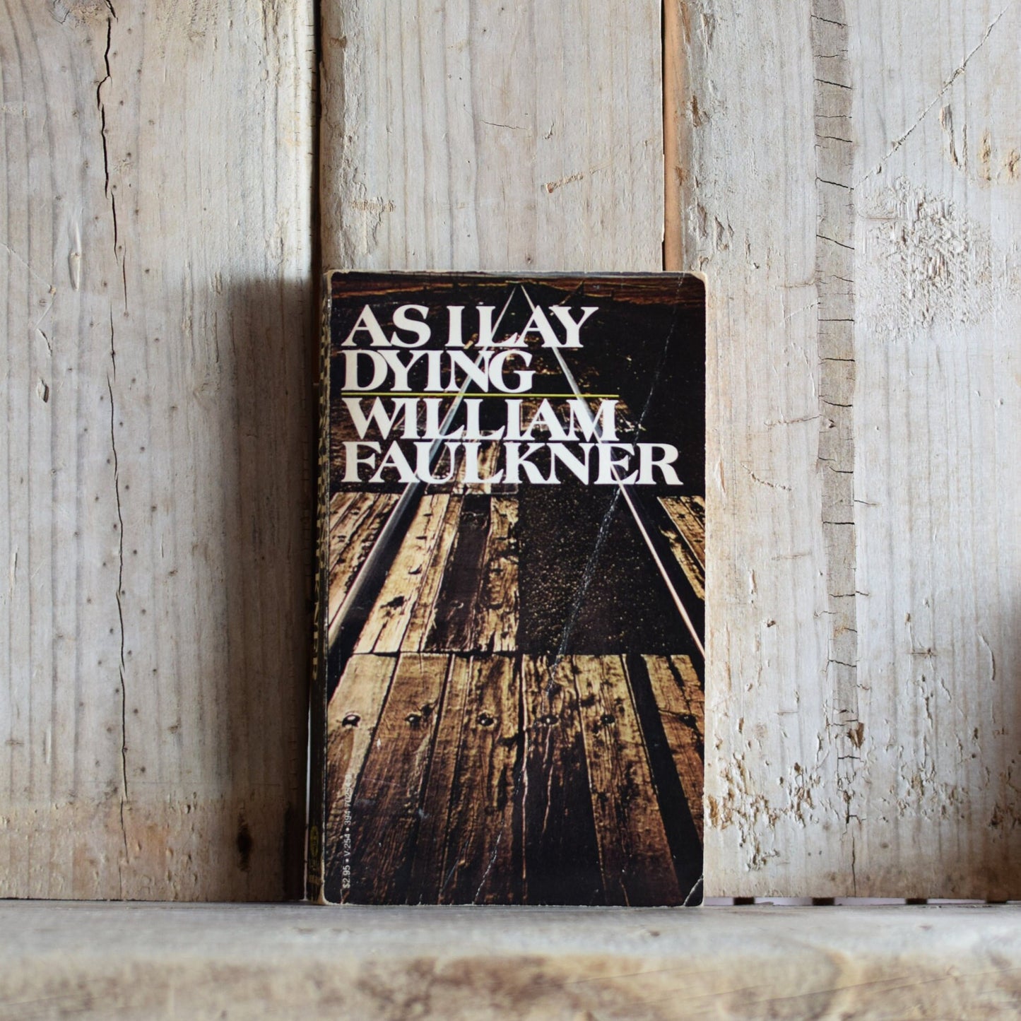 Vintage Fiction Paperback Novel: William Faulkner - As I Lay Dying