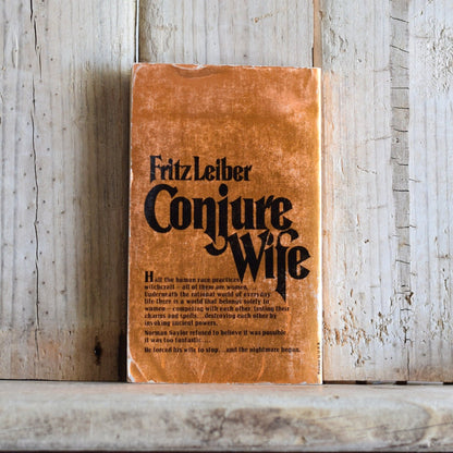 Vintage Horror Paperback: Fritz Leiber - Conjure Wife FIRST PRINTING